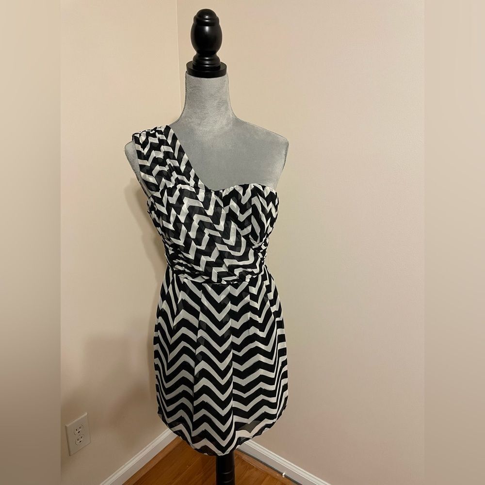 Black and white dress